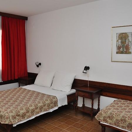 Hotel Palma Будва Экстерьер фото
